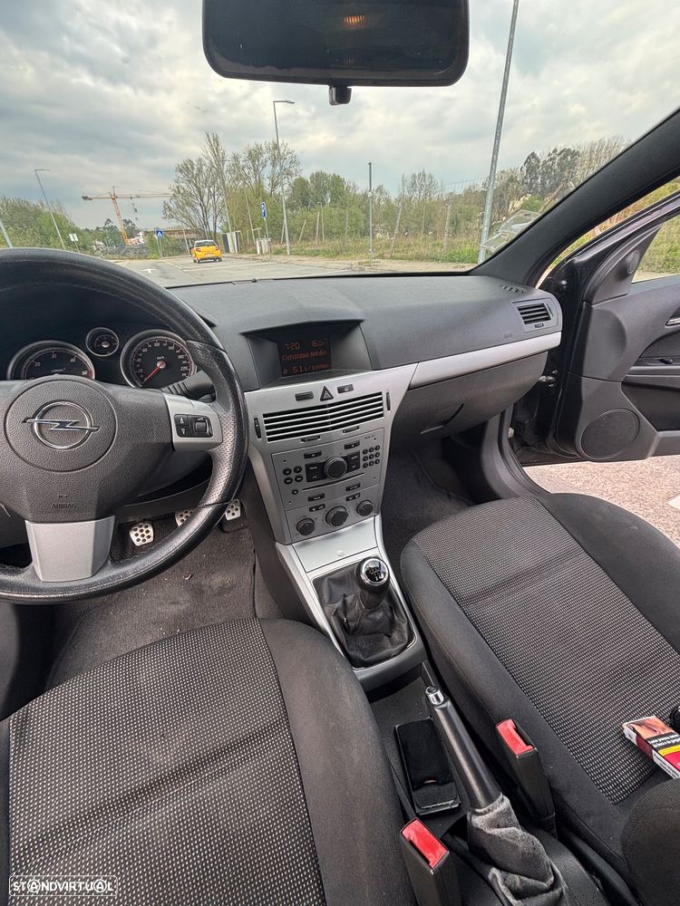 Opel Astra GTC 1.3 CDTI - 9