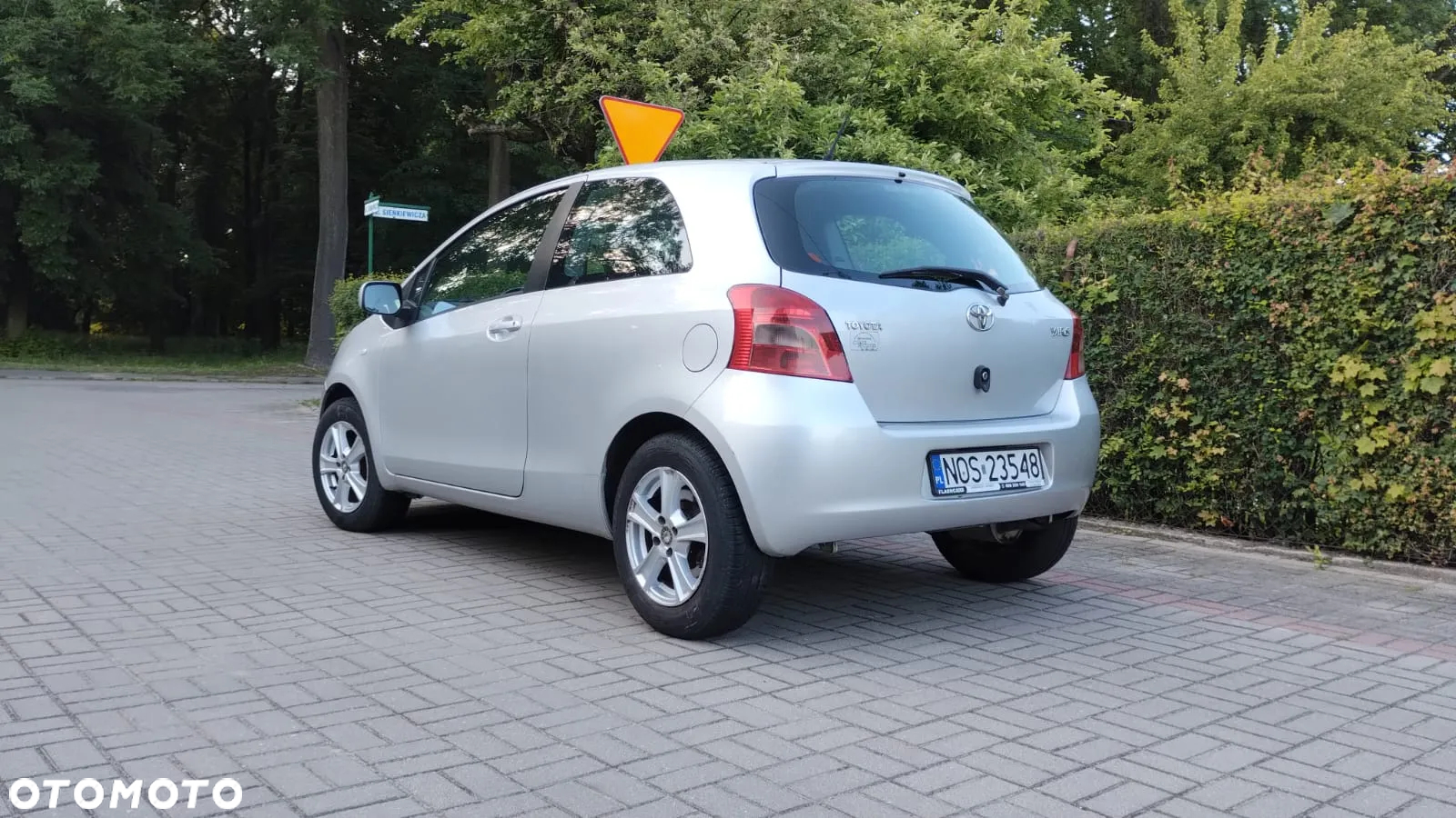 Toyota Yaris - 3
