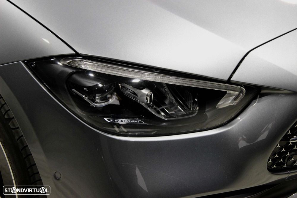 Mercedes-Benz C 300 de AMG Line - 4