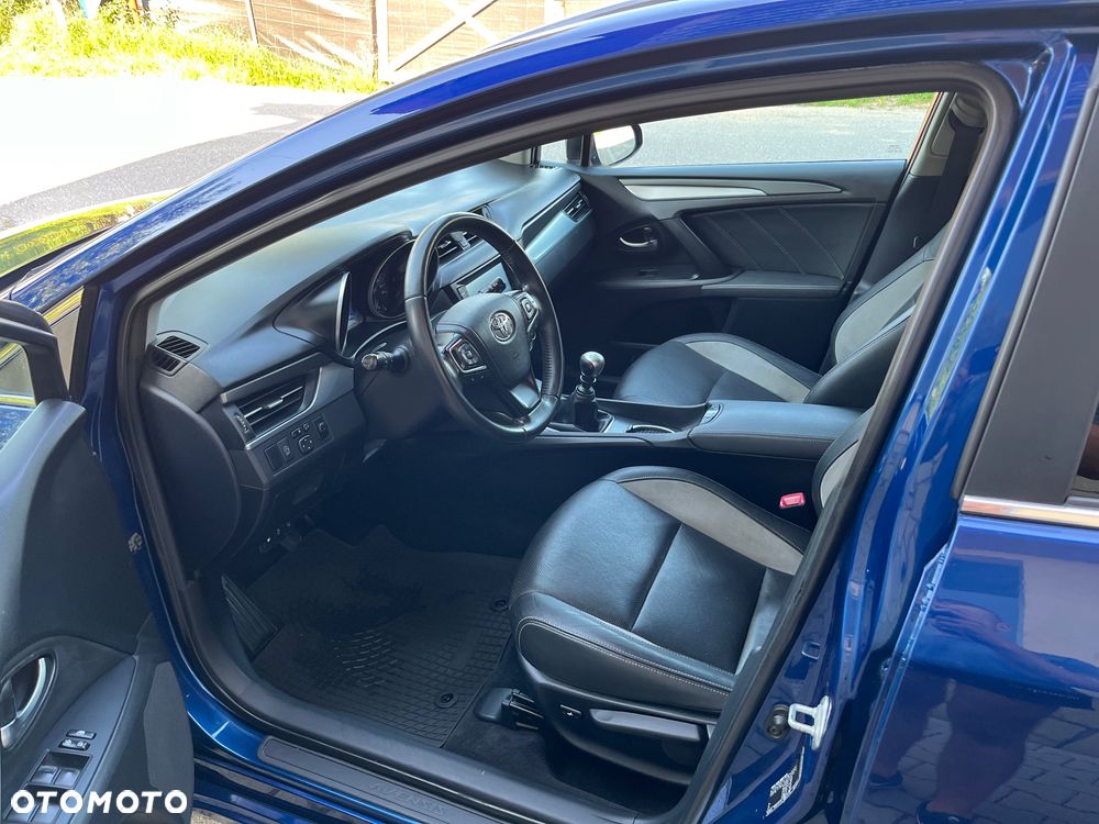 Toyota Avensis 2.0 D-4D Prestige - 5