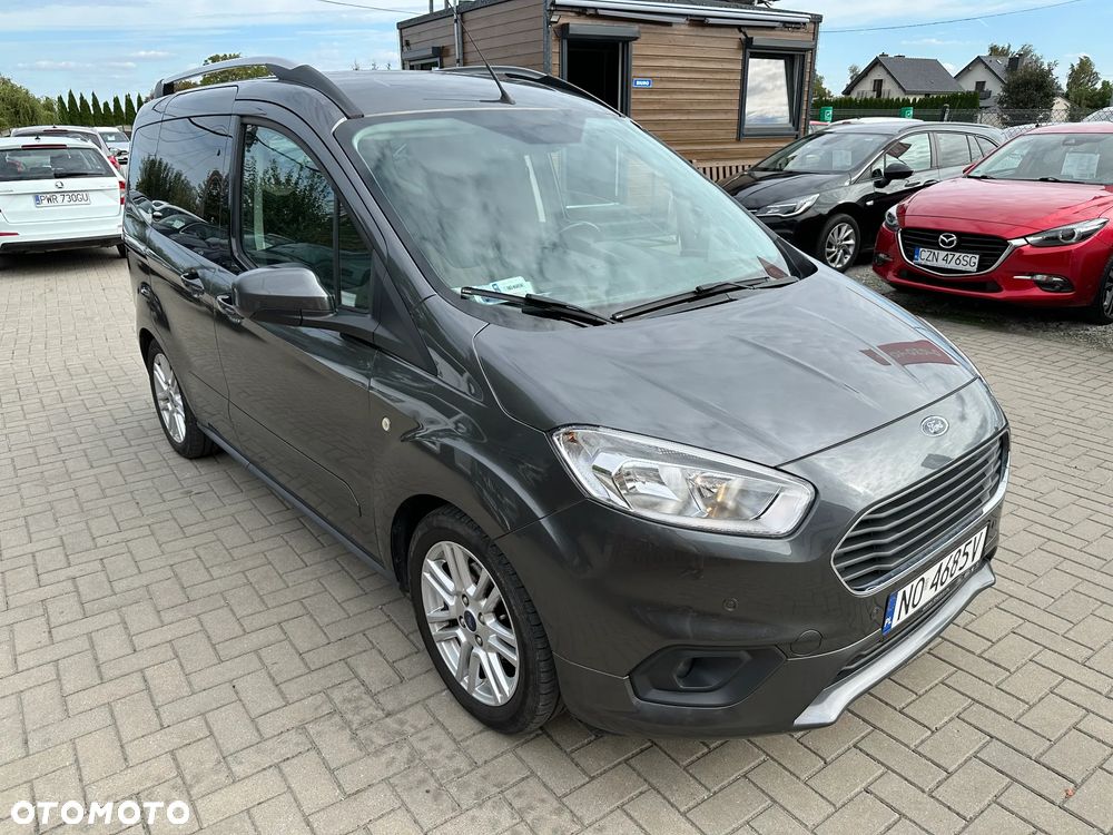 Ford Tourneo Courier - 2