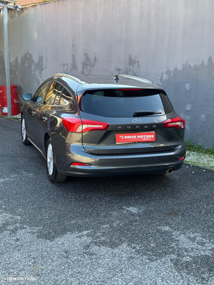 Ford Focus SW 1.0 EcoBoost S&S TITANIUM - 6