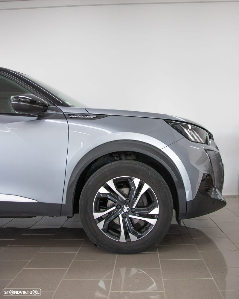Peugeot 2008 - 8