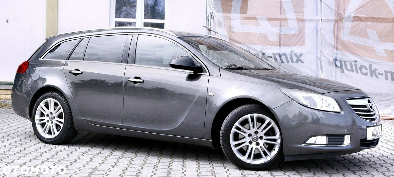 Opel Insignia 2.0 Turbo 4x4 Design Edition - 3
