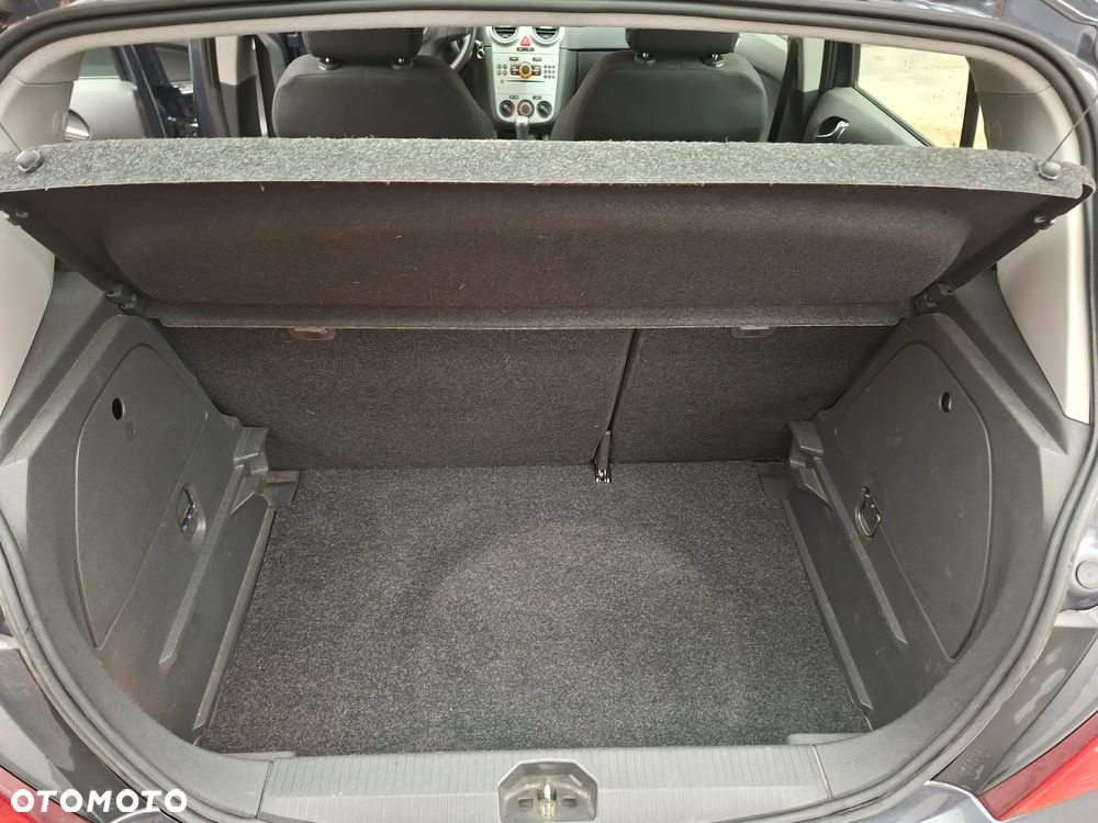 Opel Corsa 1.4 16V Enjoy - 18