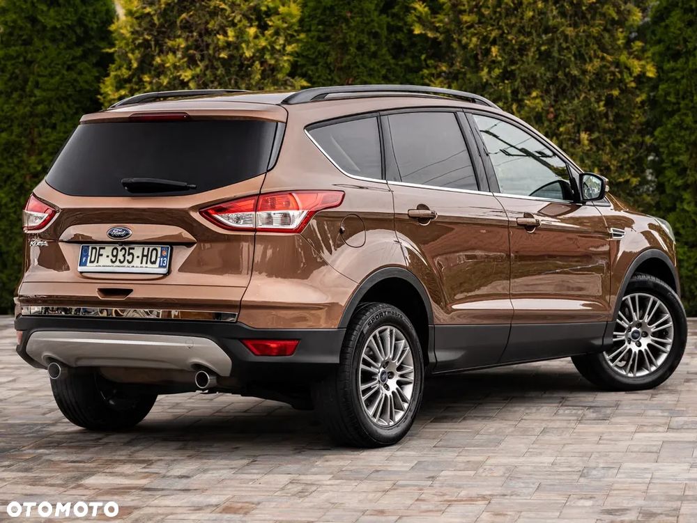Ford Kuga 2.0 TDCi 4x4 Titanium - 24