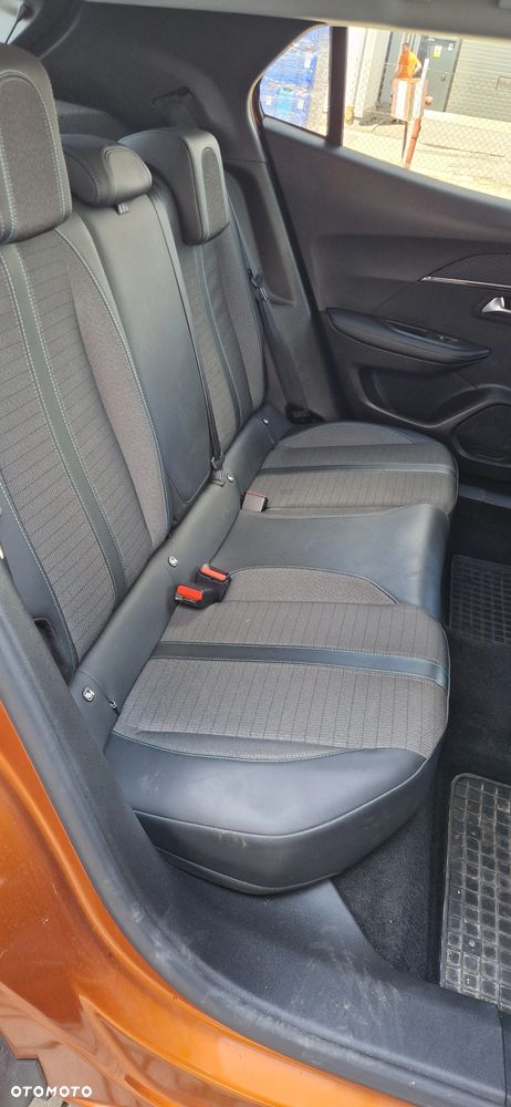 Peugeot 2008 1.2 PureTech Allure Pack S&S - 8