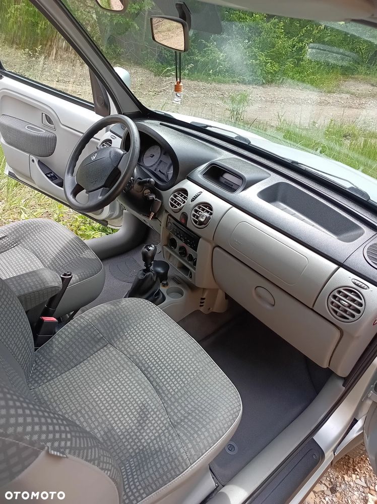 Renault Kangoo 4x4 1.6 16V - 21