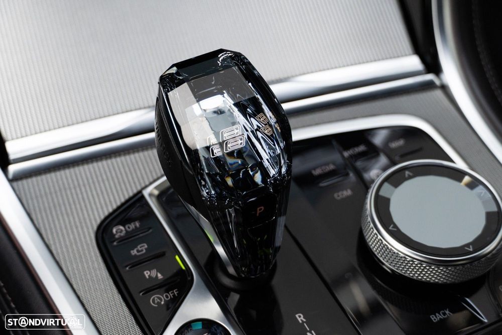 BMW 840 d xDrive Pack M - 26