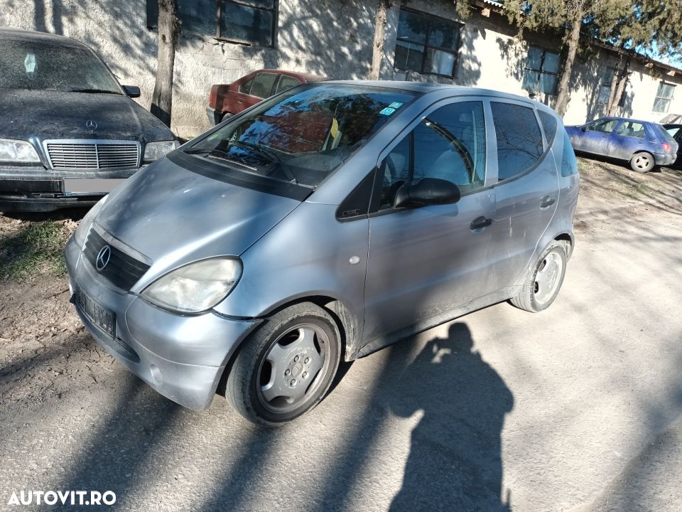 Dezmembrari  Mercedes-Benz A-CLASS (W168)  1997  > 2004 A 160 CDI (16 - 1