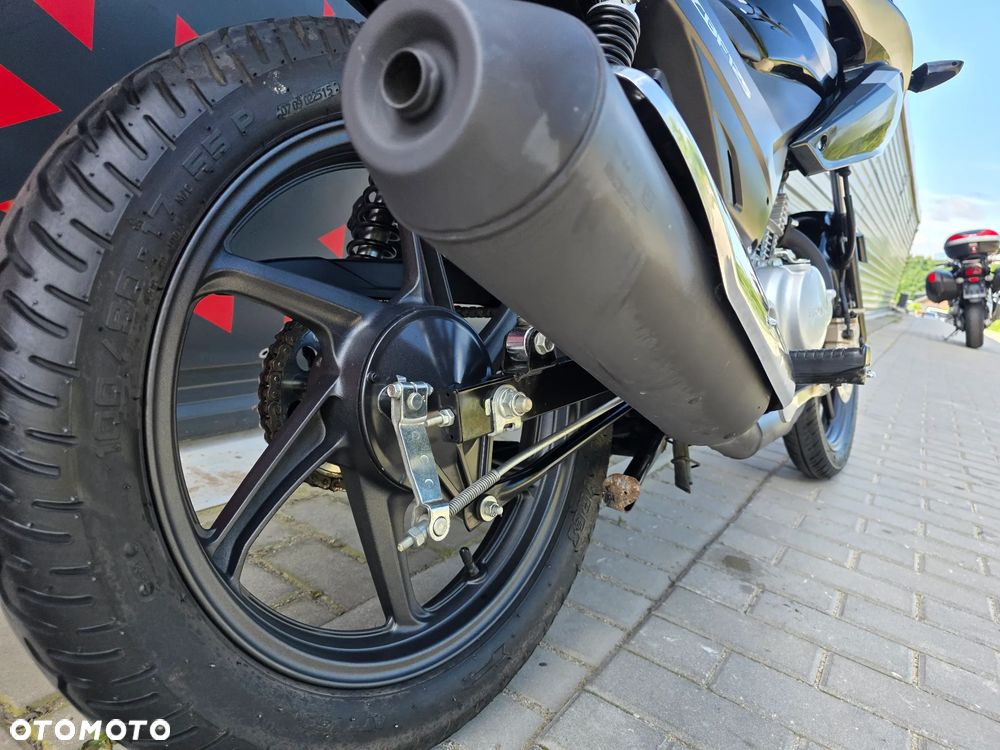 Honda CBF - 8