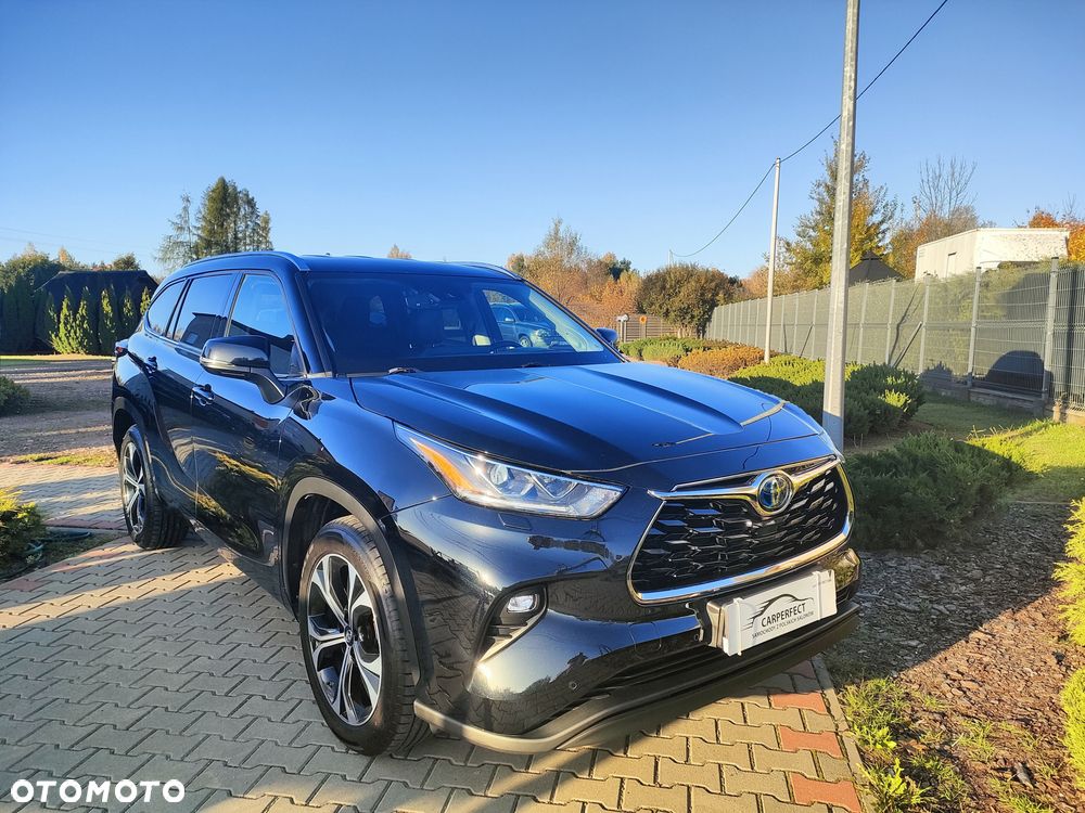 Toyota Highlander 2022 photo 3