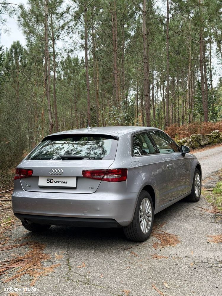 Audi A3 1.6 TDI Advance S tronic - 7