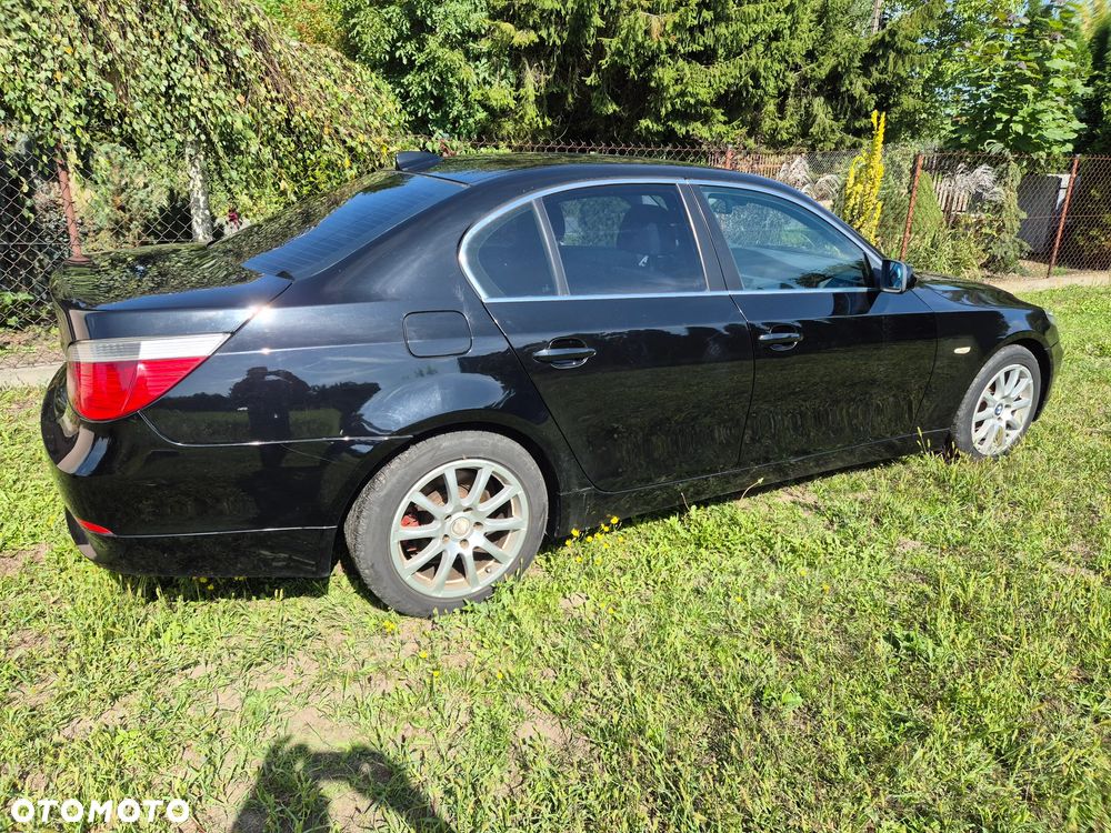 BMW 5 2005 photo 3