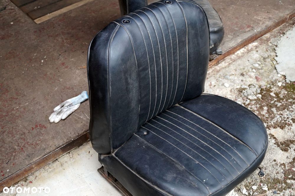 FOTEL PRZEDNI PRAWY 125P MR83  FSO 1983-1991 - 2