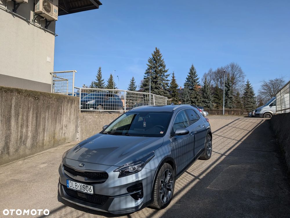 Kia XCeed 1.4 T-GDI L Business Line - 4