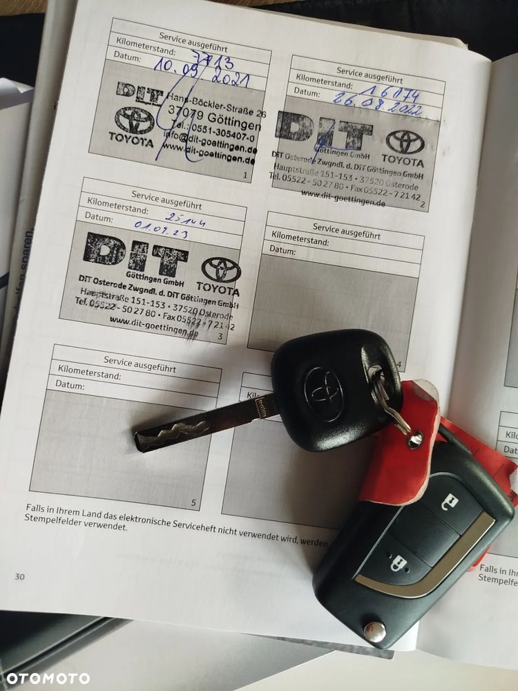 Toyota Yaris 1.5 20th Anniversary - 25