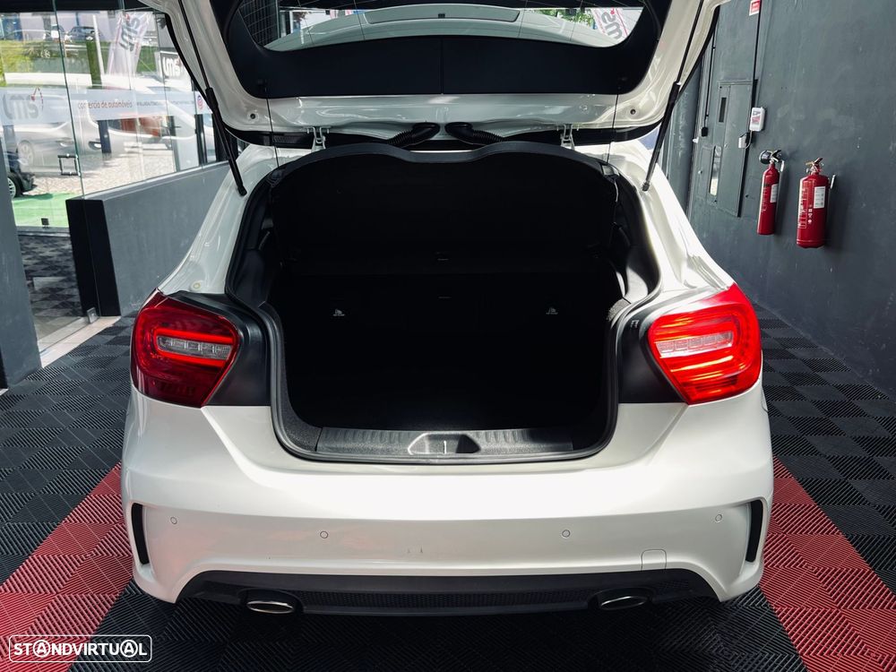 Mercedes-Benz A 180 CDI BE AMG Line - 32