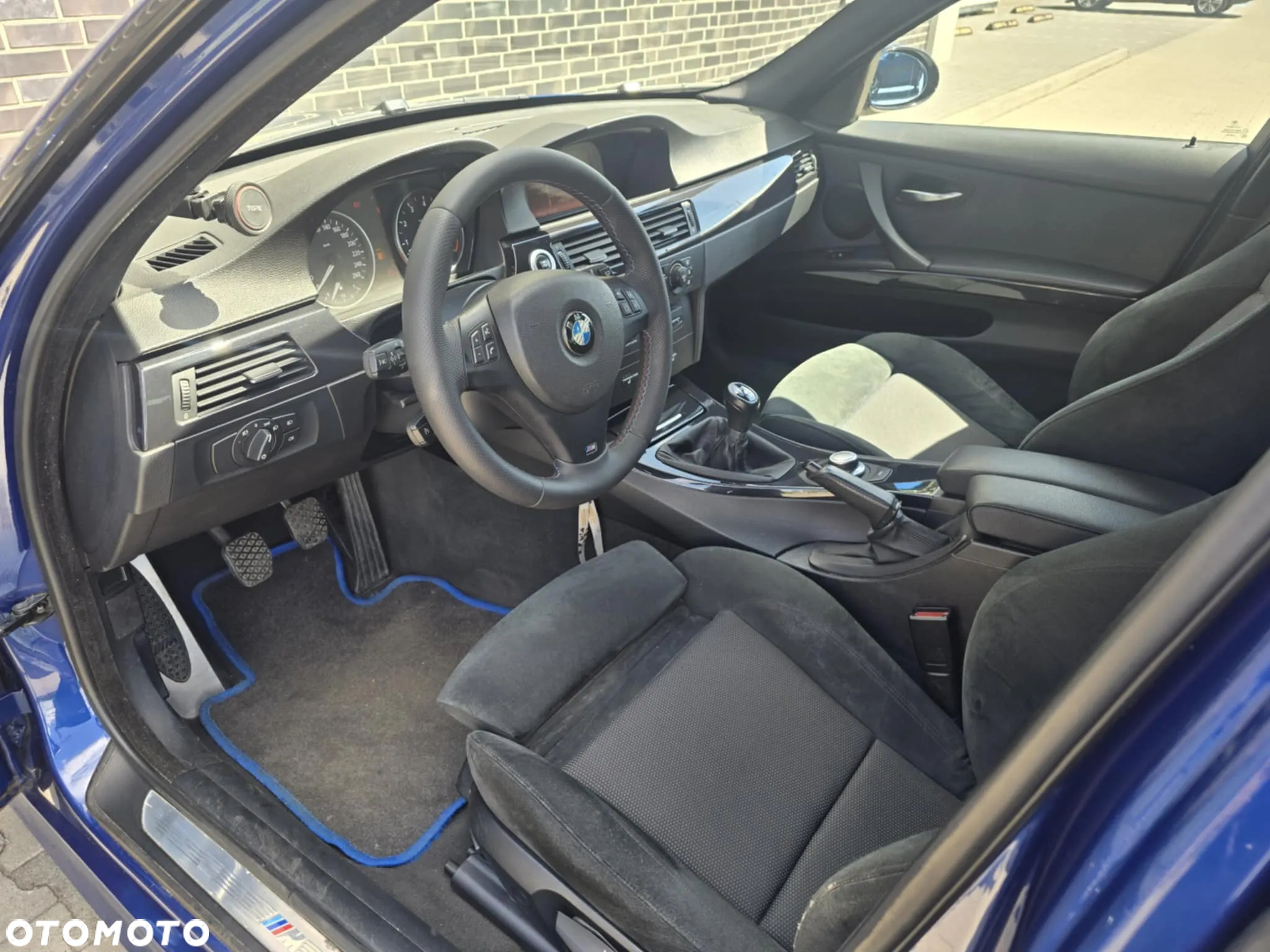 BMW Seria 3 330i Touring - 19