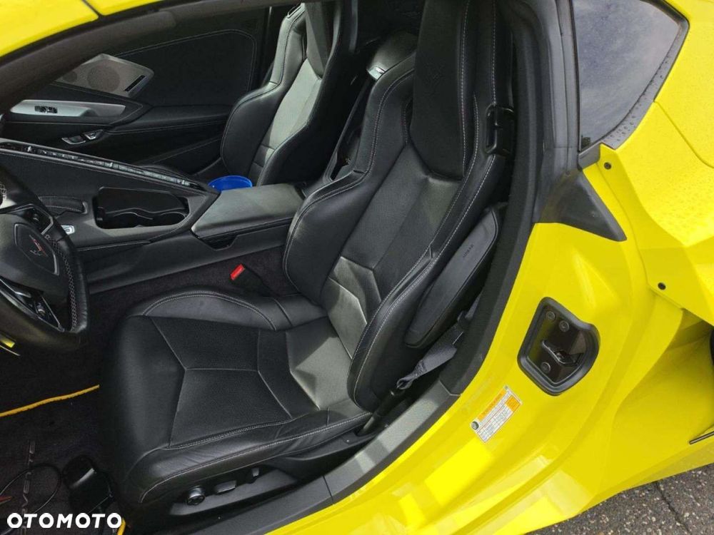 Chevrolet Corvette - 8