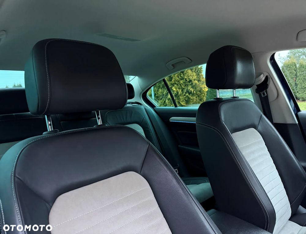 Volkswagen Passat 1.5 TSI EVO Highline DSG - 17