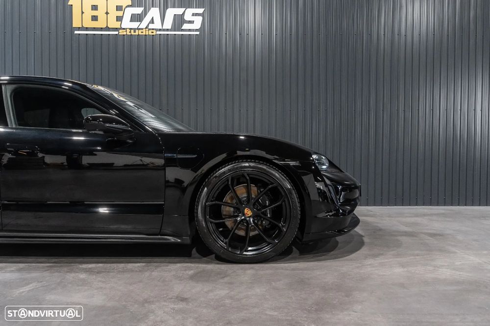 Porsche Taycan 4S Bateria Performance Plus - 44