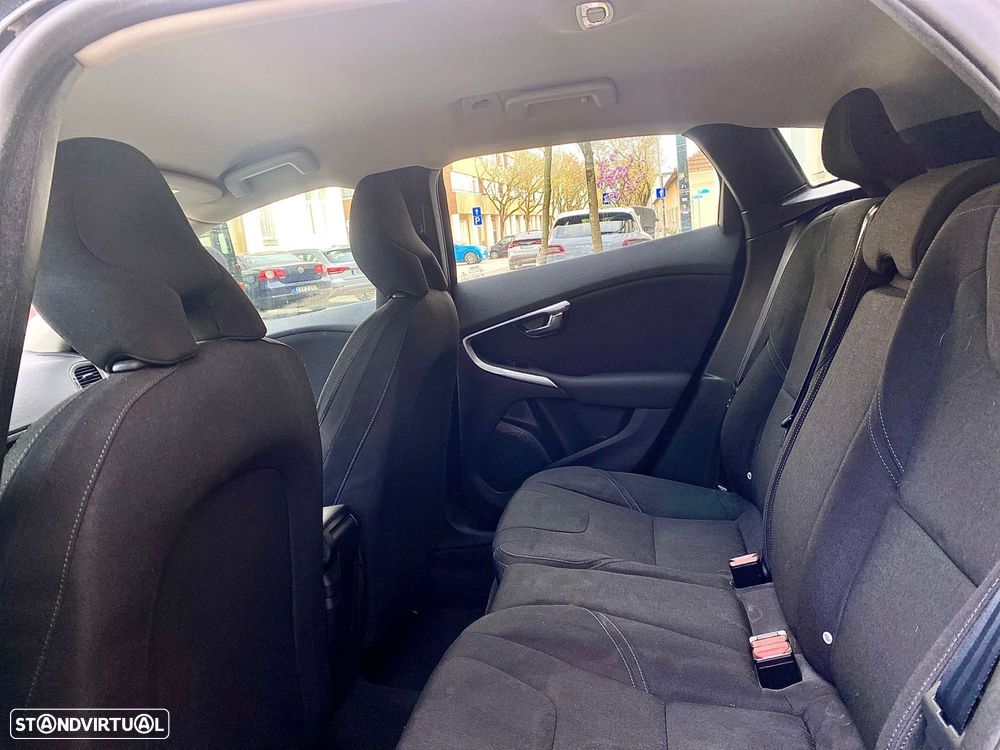 Volvo V40 1.6 D2 Eco Kinetic - 25