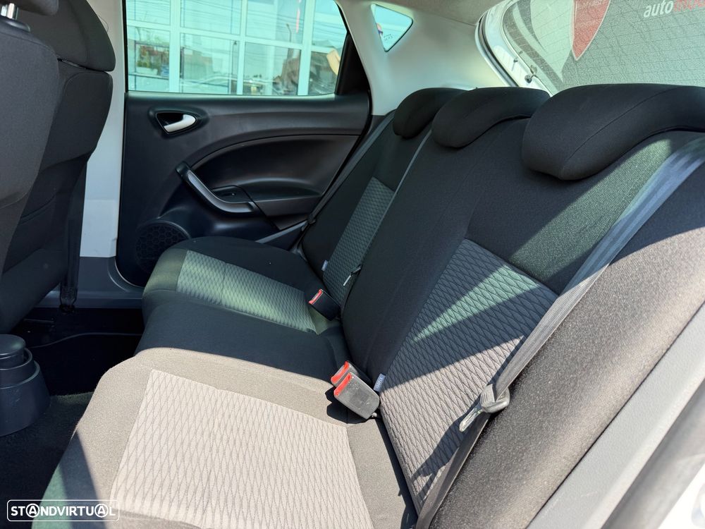 SEAT Ibiza 1.6 TDI 25 Anos DPF - 17