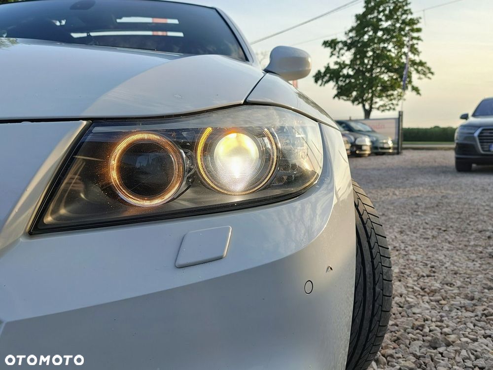 BMW Seria 3 - 11