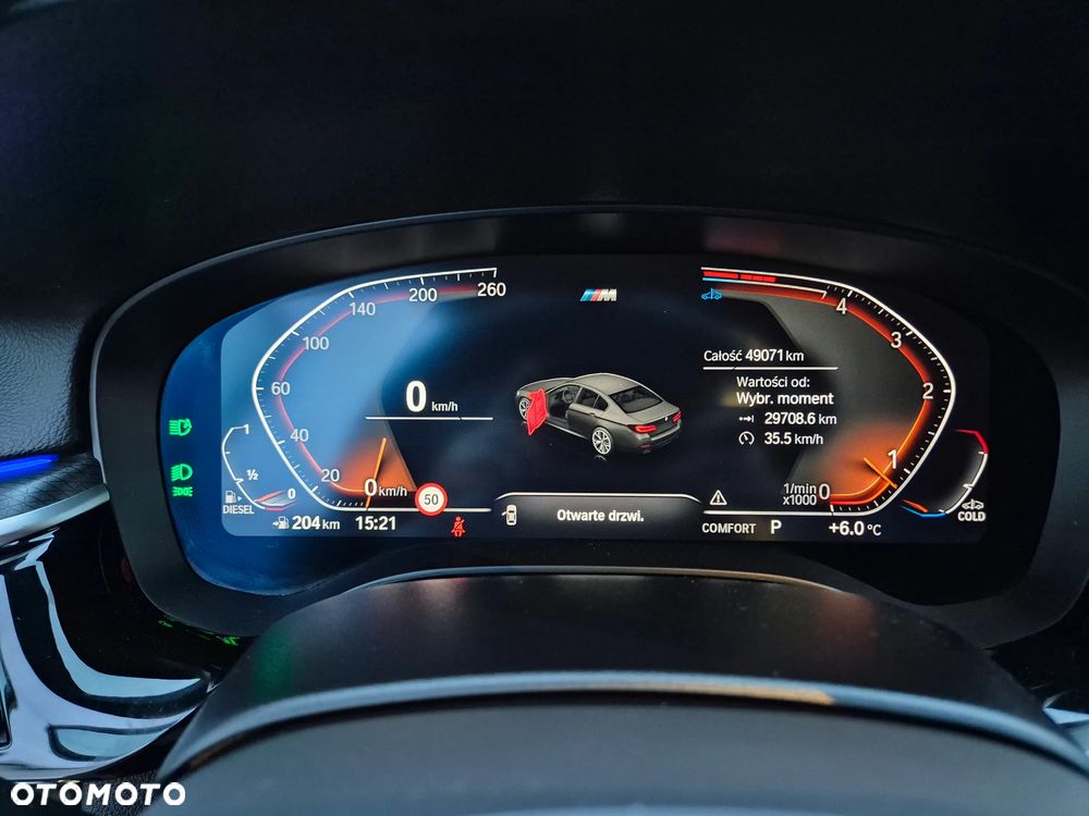 BMW Seria 5 520d M Sport - 14