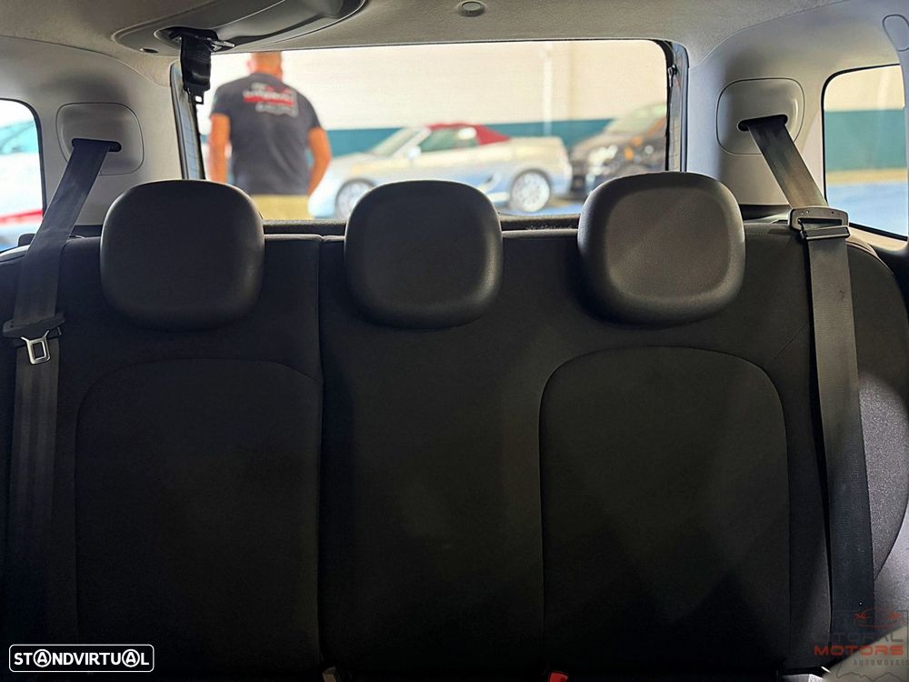 Fiat Panda 1.0 Hybrid City Cross - 30
