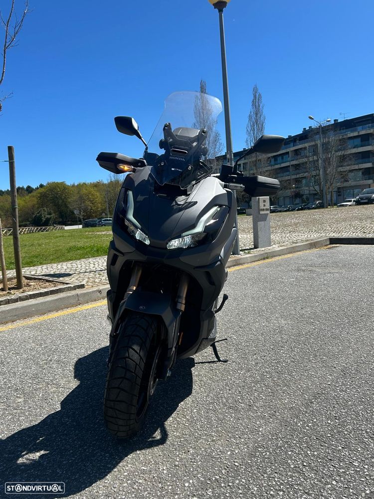 Honda ADV - 1