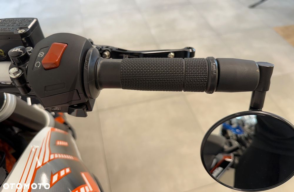 KTM Duke 390 - 9