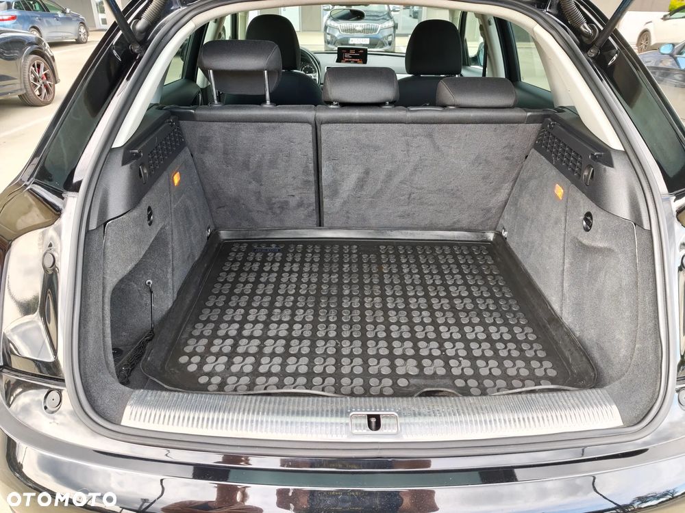 Audi Q3 - 23