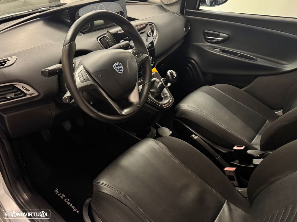 Lancia Ypsilon 1.2 S&S Platinum - 9