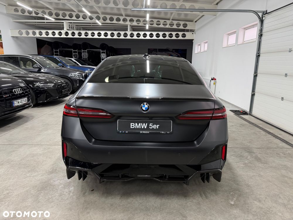 BMW Seria 5 520d xDrive mHEV M Sport - 9