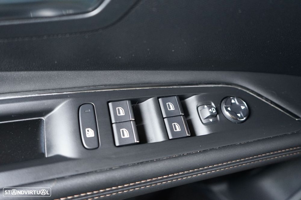 Peugeot 3008 1.2 PureTech GT EAT8 - 23