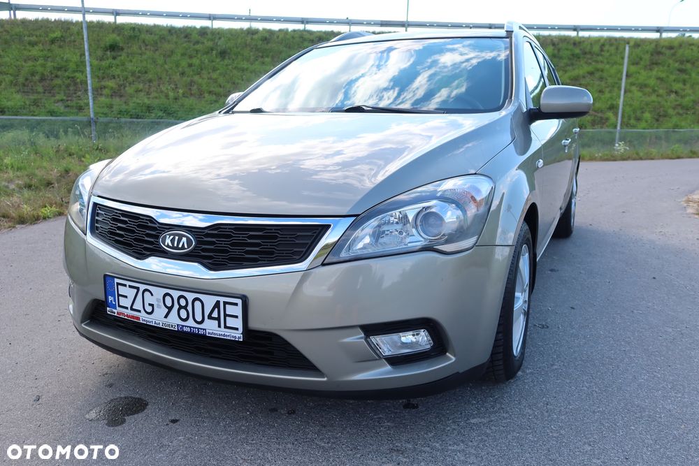 Kia Ceed Cee'd 1.4 L - 18