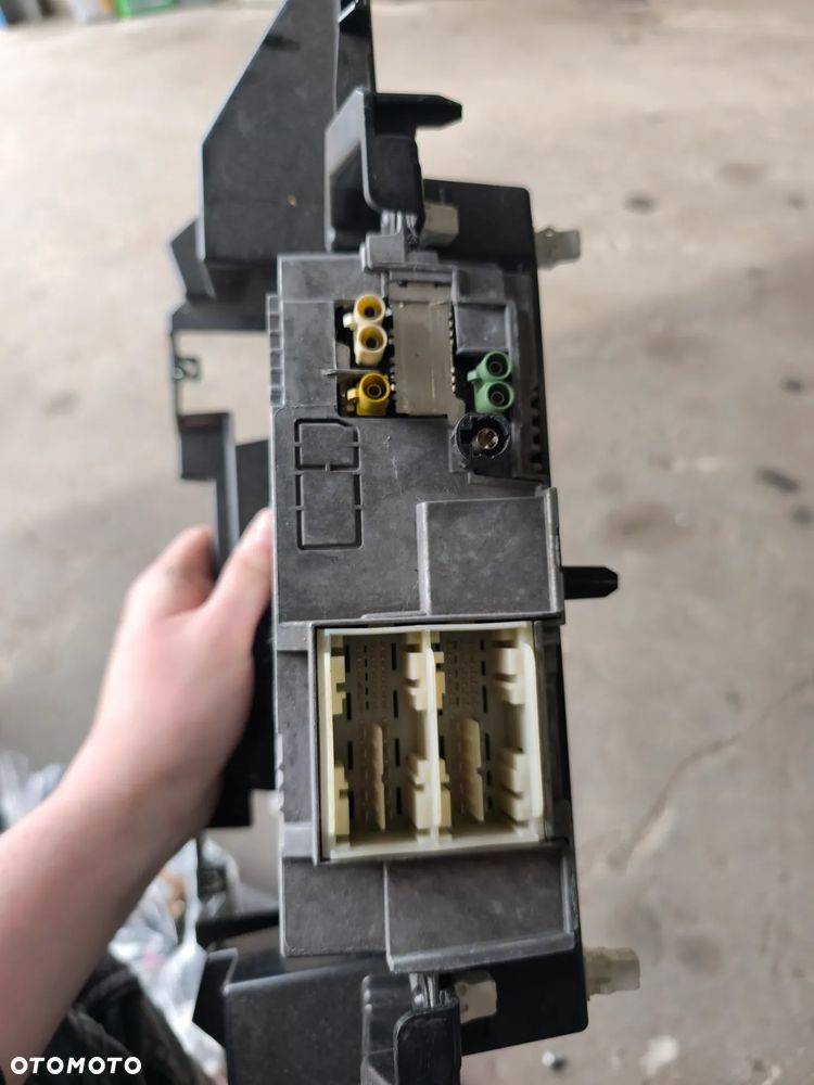 Radio a9079009103 Mercedes-Benz Sprinter w907 w910 - 3