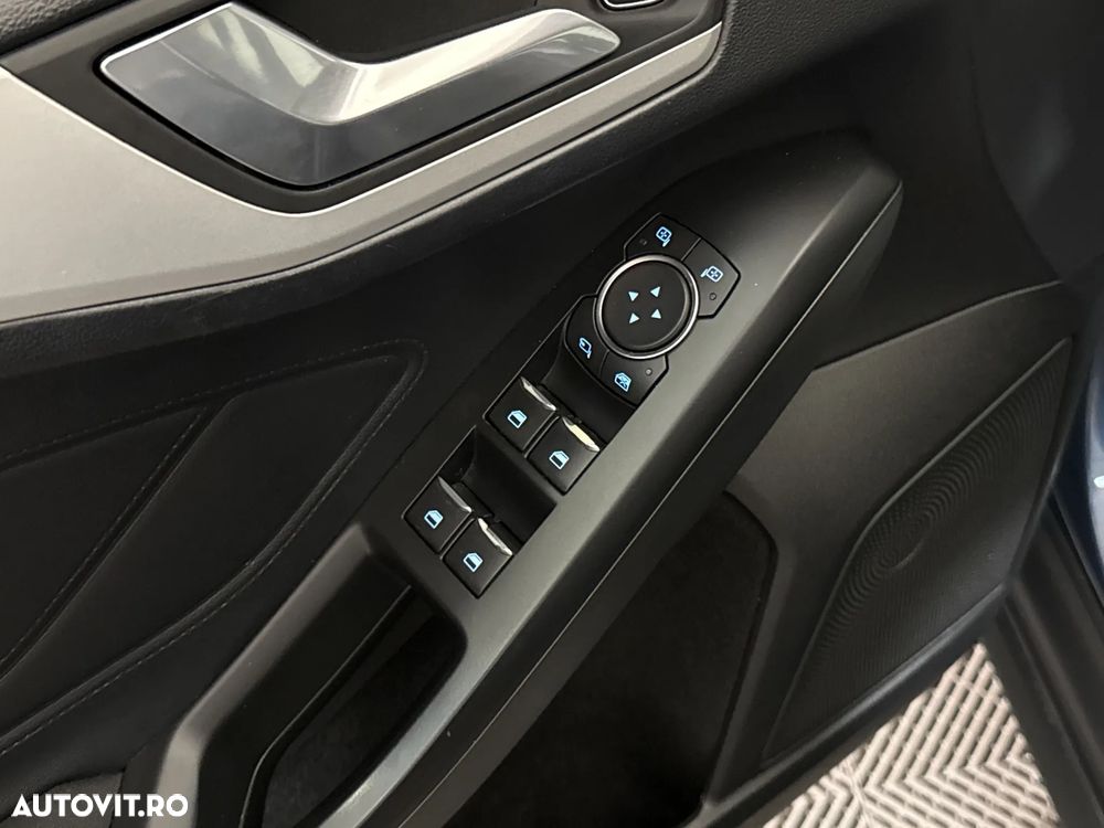 Ford Focus - 15