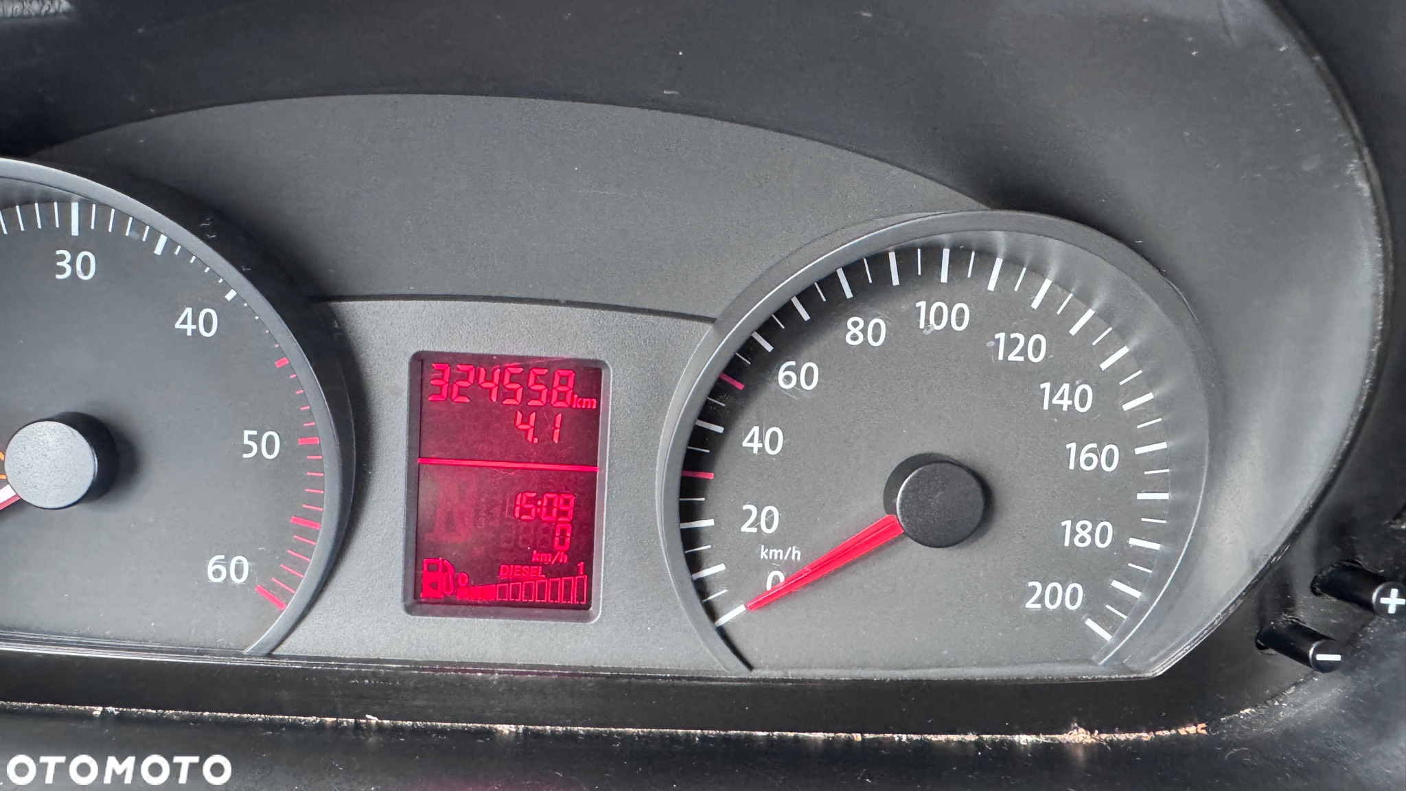 Volkswagen Crafter / 23 miejsca / Cena:67000 zł netto - 10