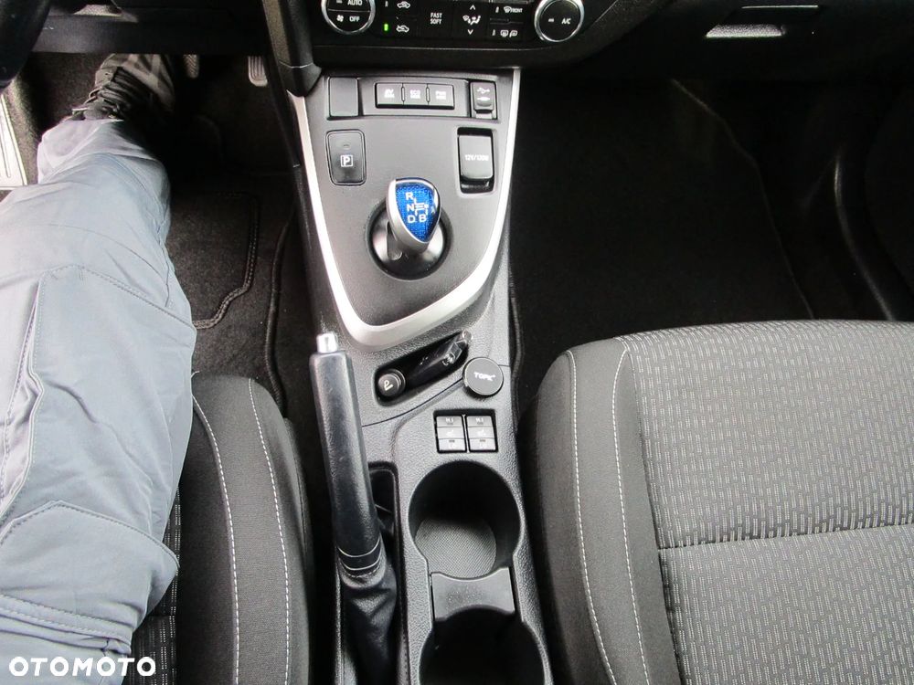 Toyota Auris - 24