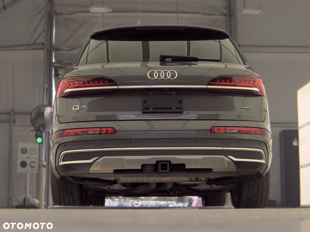 Audi Q7 - 4