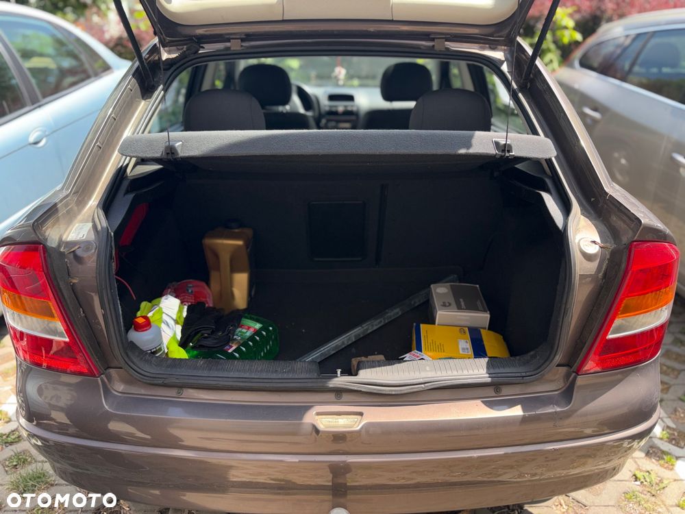 Opel Astra 1.6 - 6