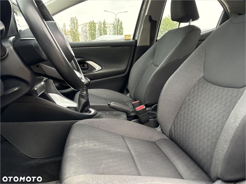 Toyota Yaris 1.0 Comfort - 10