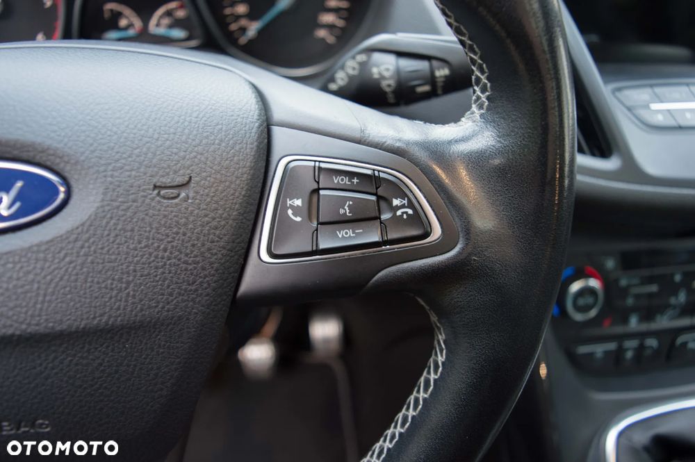 Ford Kuga 2.0 TDCi 4x4 ST-Line - 22