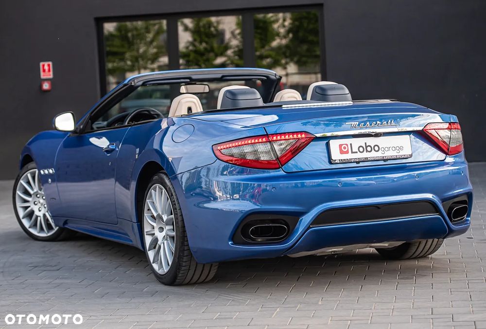 Maserati GranCabrio - 7