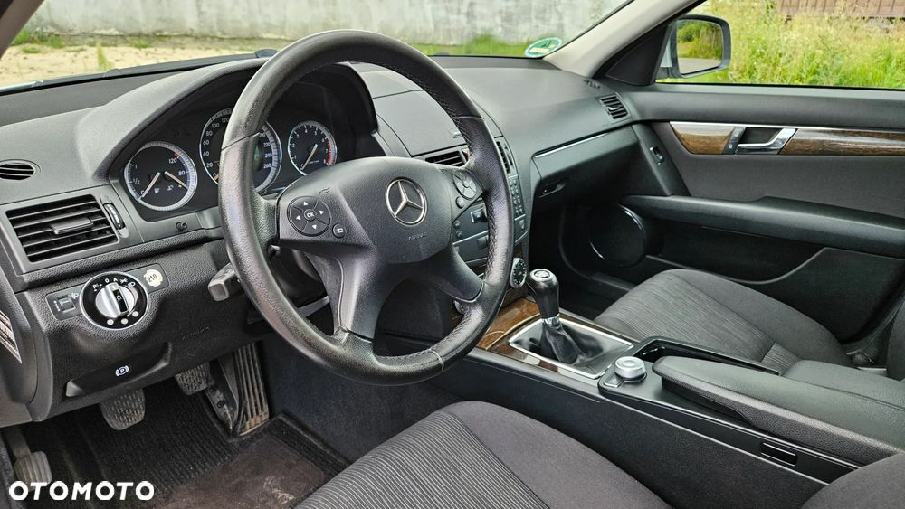 Mercedes-Benz Klasa C 180 Kompressor Elegance - 19
