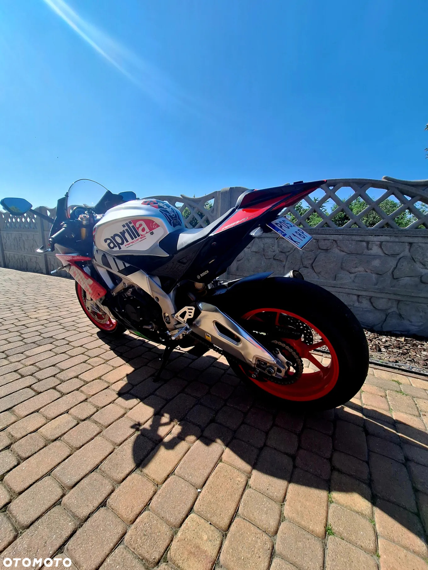 Aprilia RSV - 12