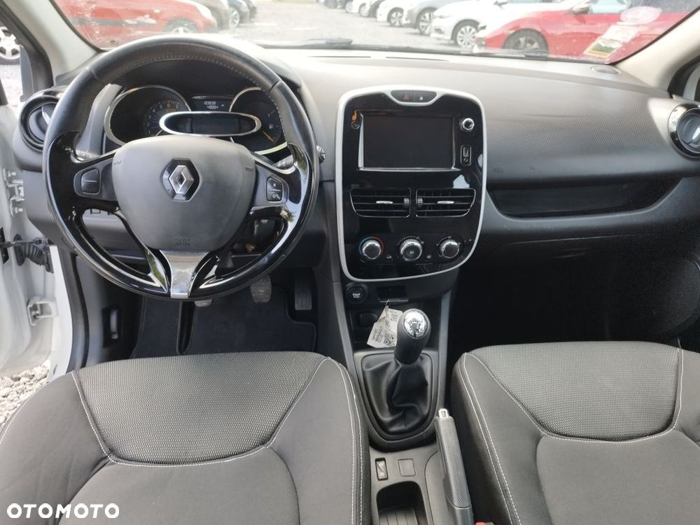 Renault Clio 1.2 16V 75 LIMITED - 14